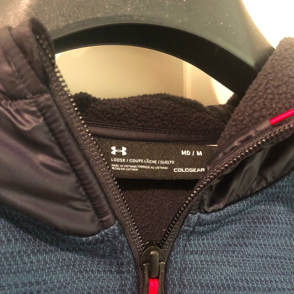 Under Armour Zip Up - Picture 3 of 3